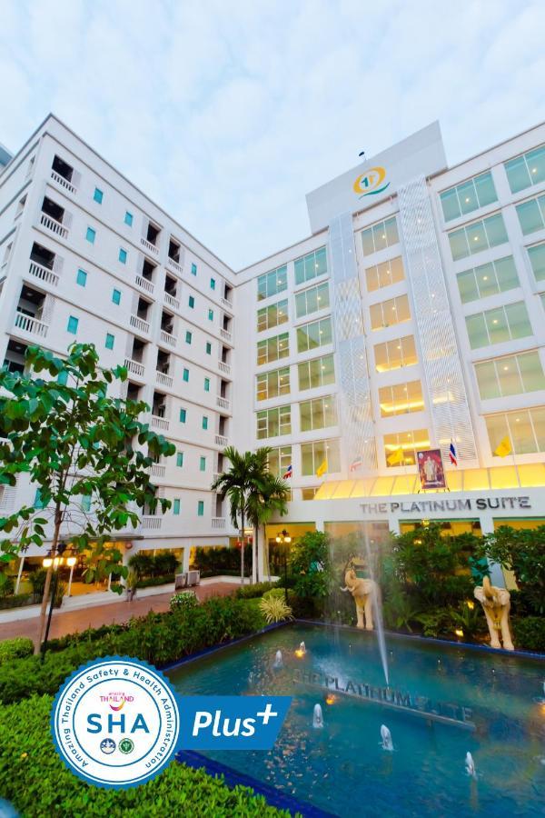 The Platinum Suite Bangkok Exteriör bild