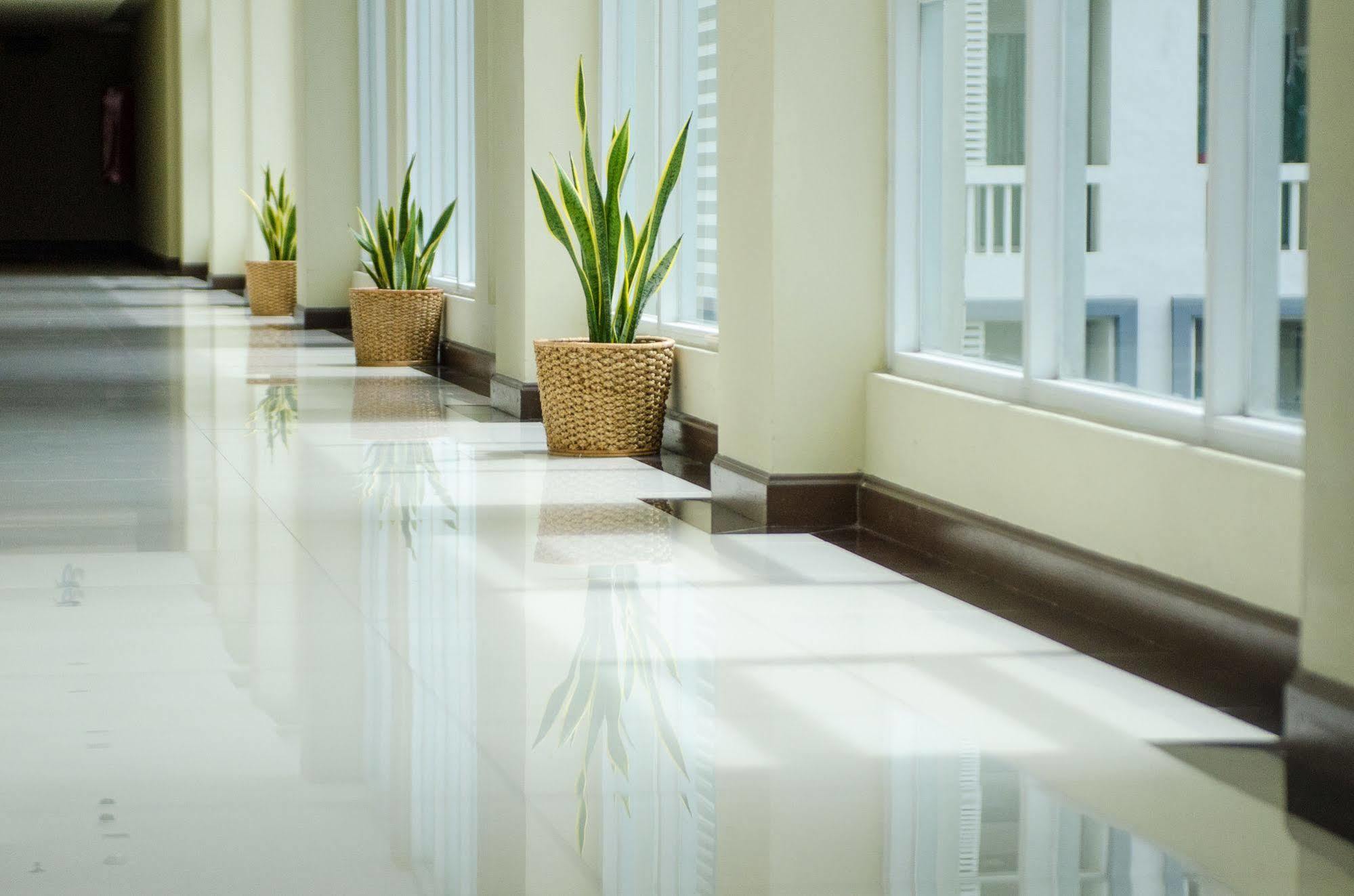 The Platinum Suite Bangkok Exteriör bild